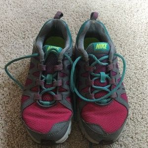 Nike women’s running shoes size 6.5, colorful!